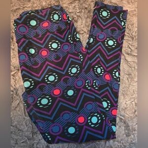 Vibrant Geometric Patterned Leggings